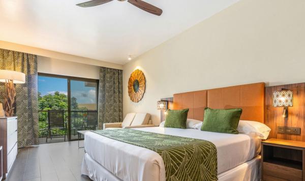 Courtyard Junior Suite