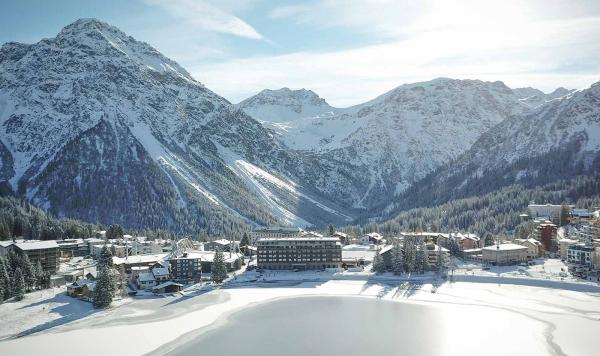 AVES Arosa im Schnee