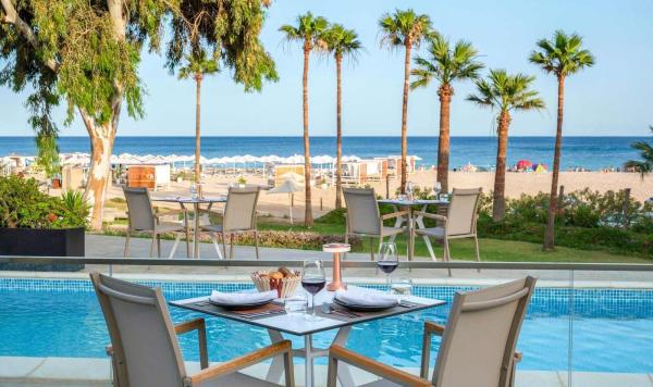 Restaurant mit Meerblick
