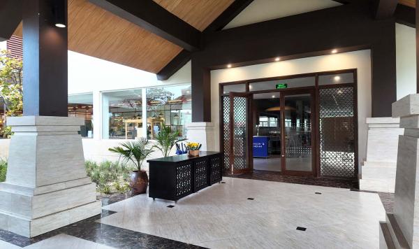 Eingang zum Hauprestaurant