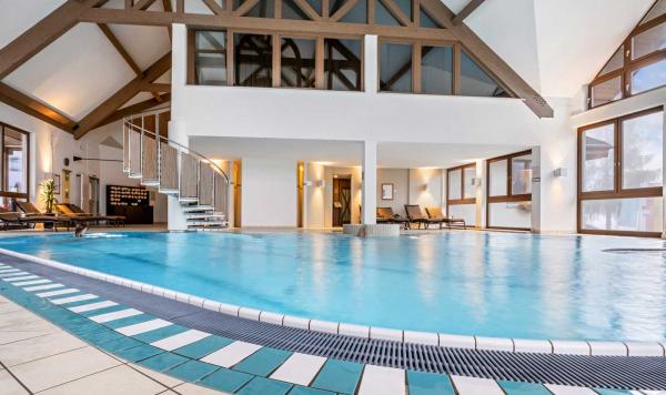 Hallenbad im Spabereich