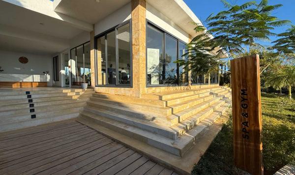 Eingang Spa und Fitness