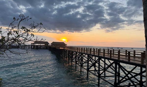 Sonnenuntergang Jetty Bar