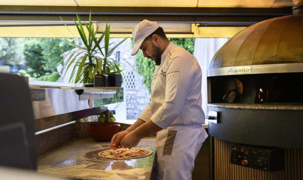 Frisch gebackene Pizza