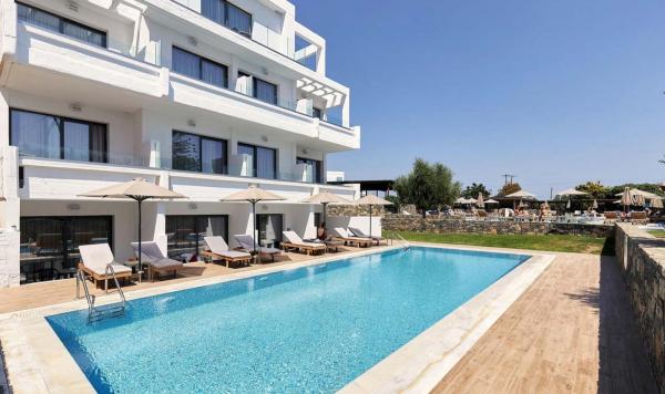 Zimmer mit Poolzugang