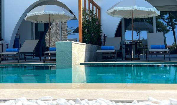 Neue Swim up Zimmer