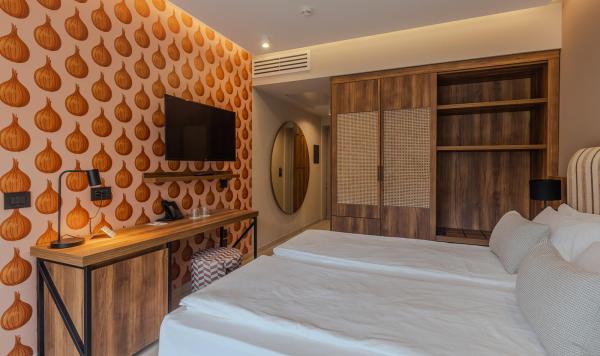 Renoviertes Doppelzimmer Landseite