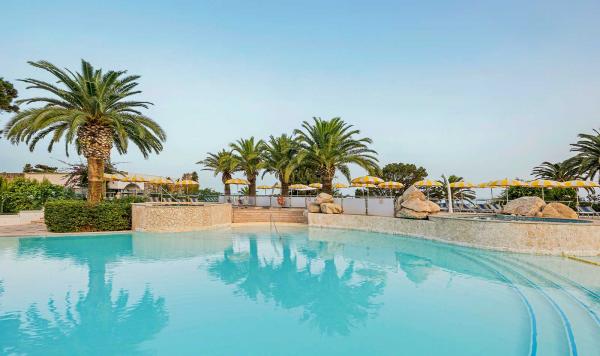 Großer Outdoor Pool