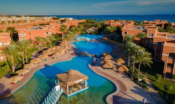 Großer Outdoor Pool