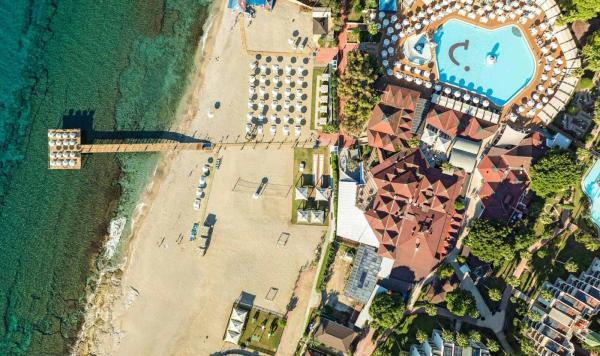 TUI BLUE Pascha Bay Luftaufnahme