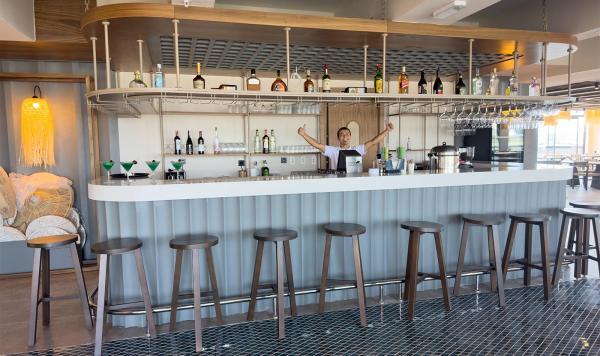 An der Bar