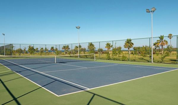 Tennis