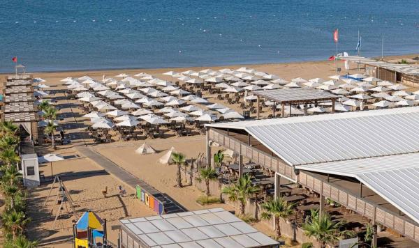 Strand Jacaranda Luxury