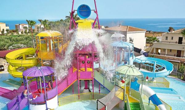 Kingdom of Poseidon Aquapark 6000m2