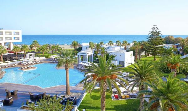 Hauptpool Luftaufnahme