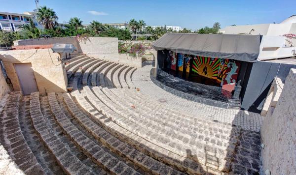 Amphitheater