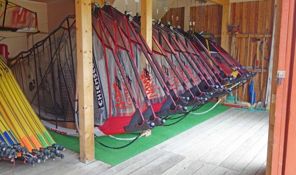 Wassersportausrüstung