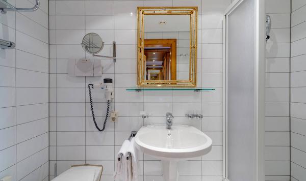 Badezimmer im Einzelzimmer