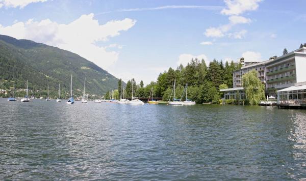 Segelboote auf dem See