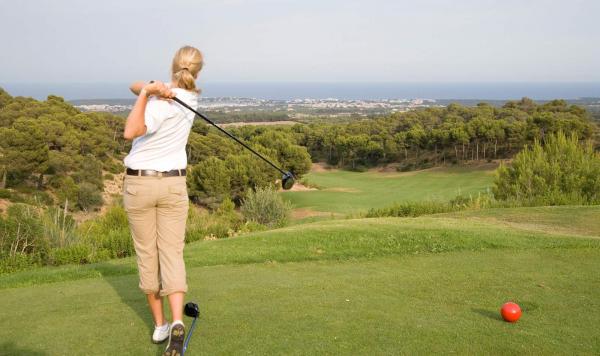 Blick über Golfplatz