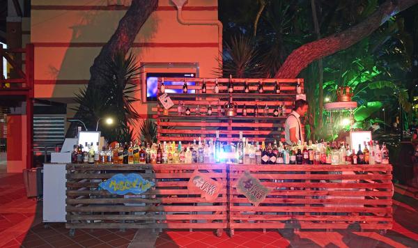 Taste Jam im Club Camyuva