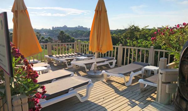 Ruhebereich auf dem Hügel