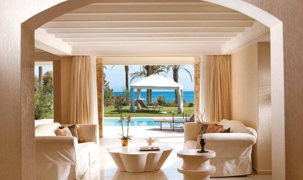 Pavillion mit privatem Pool