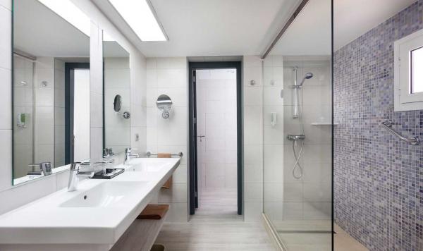 Badezimmer Juniorsuite Typ 1