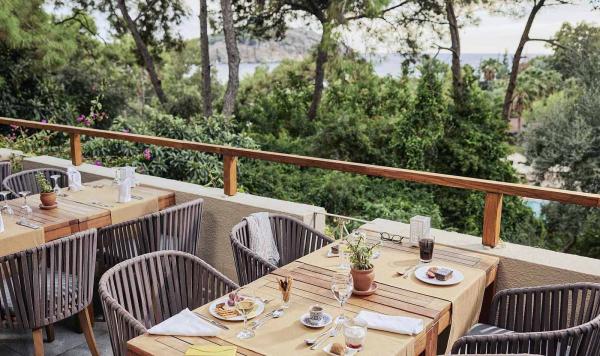 Tische im Restaurant