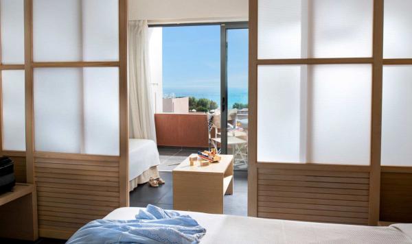 Wohnbeispiel Familienzimmer mit Meerblick