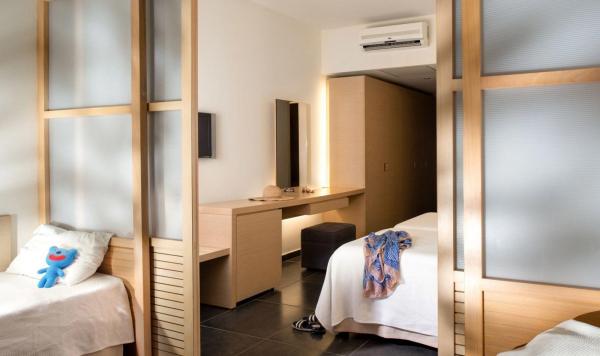 Wohnbeispiel Familienzimmer mit Verbindungstür