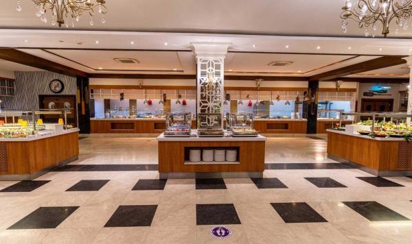 Buffetbereich im Hauptrestaurant