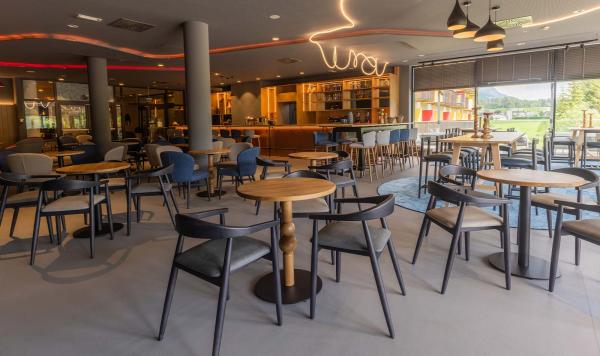 Renovierte Connectbar