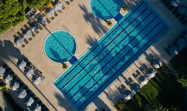 Outdoor Pool Luftaufnahme