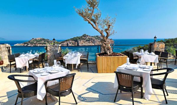 Restaurant mit Blick auf das Meer