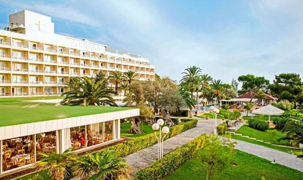 Weitläufige Hotelanlage