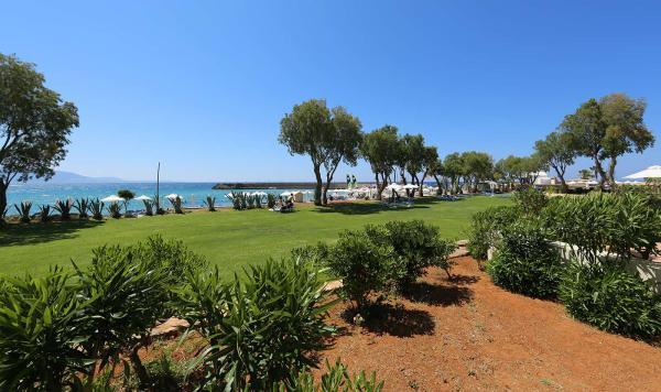 Anlage mit Liegeflächen