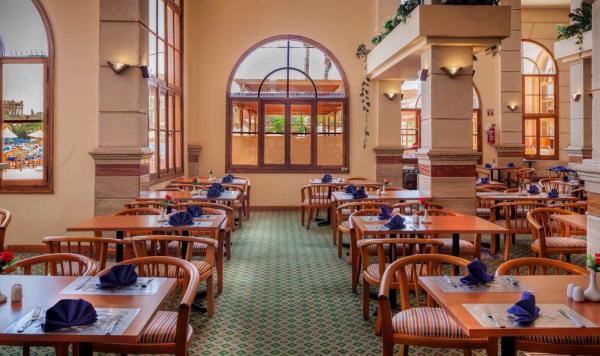 Speisesaal im Hauptrestaurant