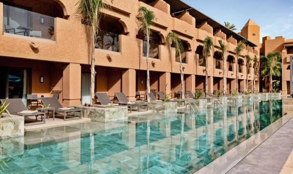 Wohnbeispiel Swim up Zimmer