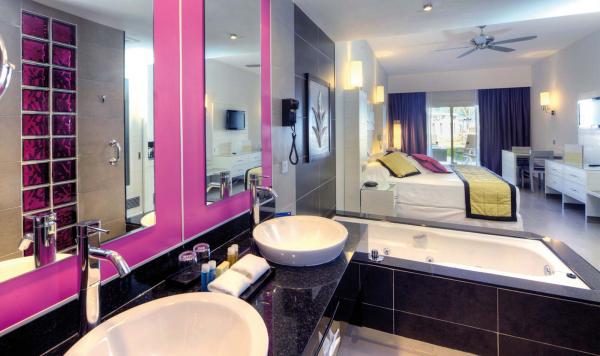 Junior Suite Jacuzzi Villas