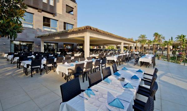 Restaurant mit Außenbereich