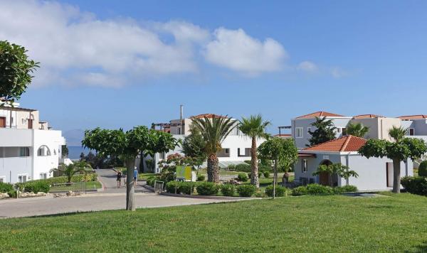 Magic Life Marmari Palace