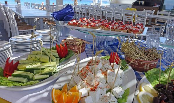 Kulinarische Köstlichkeiten am Spieß