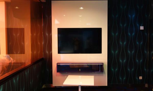 Fernseher