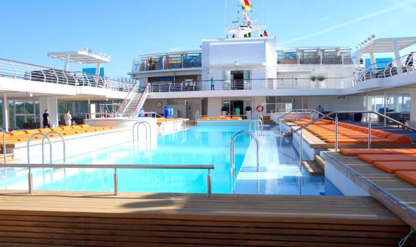 Pool unter freiem Himmel