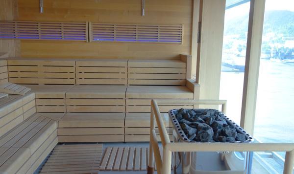 Sauna mit Panoramafenster
