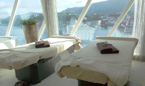 Wellness mit Blick auf das Meer