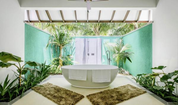 Komfortables Badezimmer im Robinson Noonu