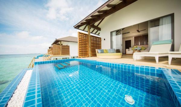 Wasserbungalow mit Pool