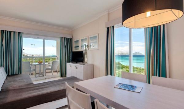 Wohnbeispiel Schlafzimmer mit Meerblick